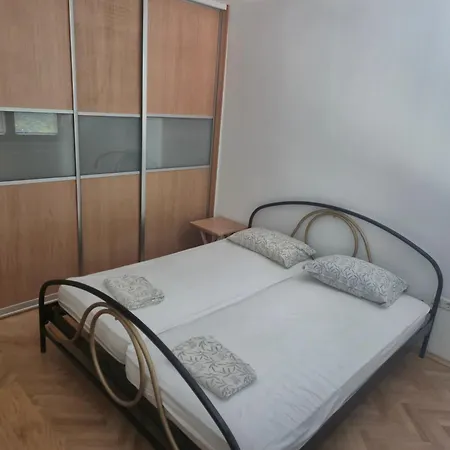 Apartman Raba's *